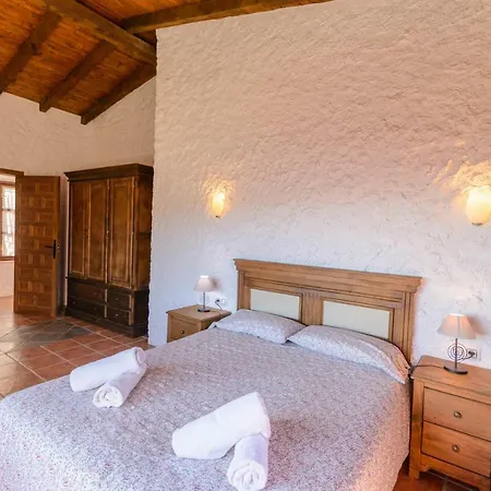 Complejo Rural El Mirador Country house *